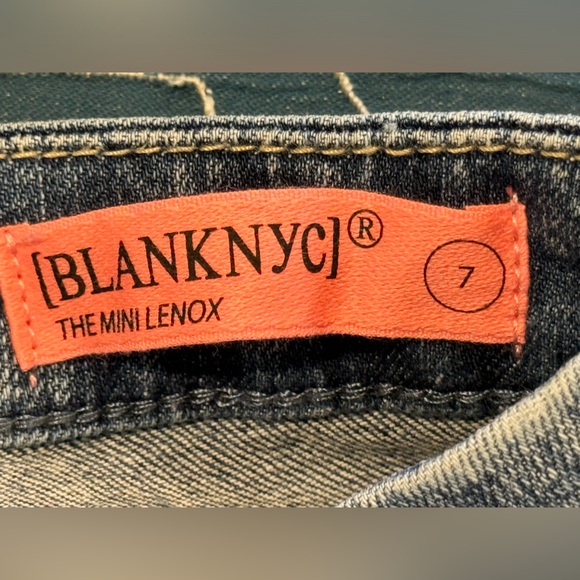 Blank NYC The Mini Lennox Shorts NWT Sz 7 - Picture 3 of 5